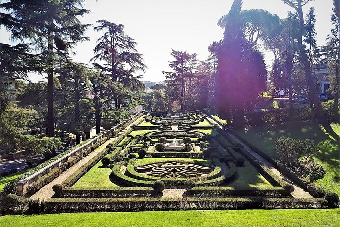 Rome: Vatican Museums and Gardens Private Tour - Pick up included - St. Peter’s Square: Bernini’s geometry at close range