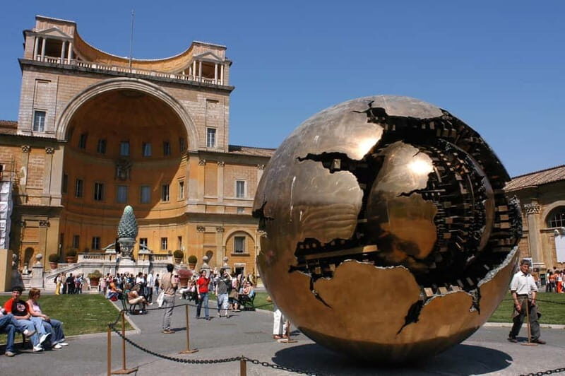 Rome: Vatican Museums, Sistine Chapel and St. Peter's Tour - Sistine Chapel: spiritual power and strict visitor behavior