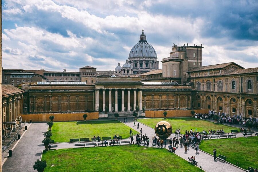 Rome: Vatican Museums Skip-the-Line Ticket - Audio Guide vs No Audio: Choosing the Right Way to Watch