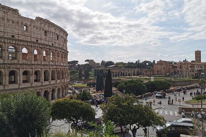 ROME:Colosseum & Ancient Rome - private/small group TOUR - Who this tour suits best