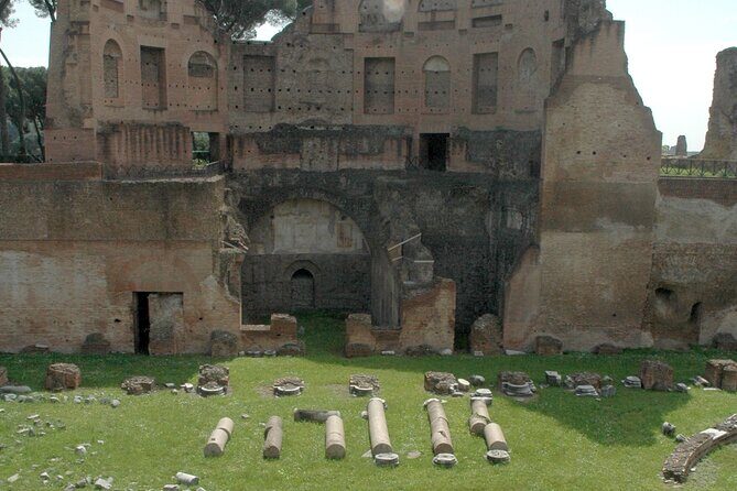 ROME:Colosseum & Ancient Rome - private/small group TOUR - Roman Forum first: 90 minutes to learn what you’re actually looking at