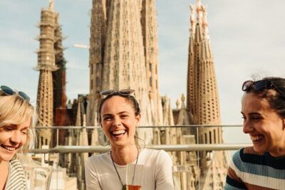 Sagrada Familia Closing Time Tour with Rooftop Views
