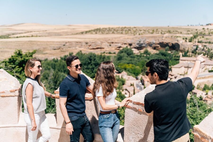 Segovia Private Guided Visit & Alcazar with High Speed Train - Lunch and free time: how to use 1.5 hours without rushing