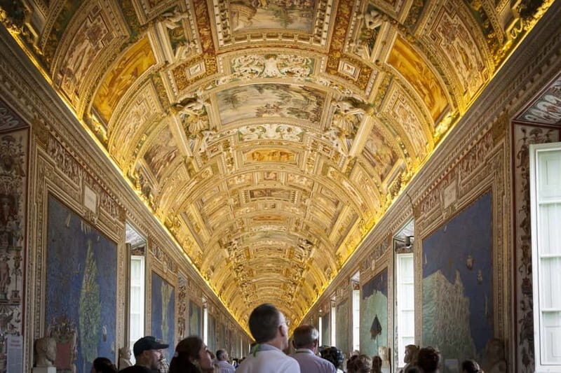 Semiprivate Guided Tour of Vatican Museums & Sistine Chapel - Before you start: wear, bring, and plan like a local