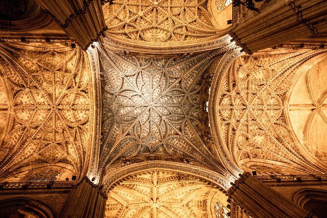 Seville Alcazar, Cathedral and Giralda Skip-The-Line Guided Tour - Price and Value: What $89.90 Really Buys You