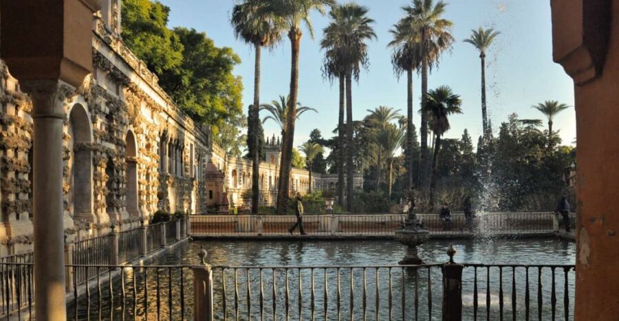 Seville: Alcazar & Cathedral Skip-the-Line Guided Tour - How long it really takes and where time can feel tight