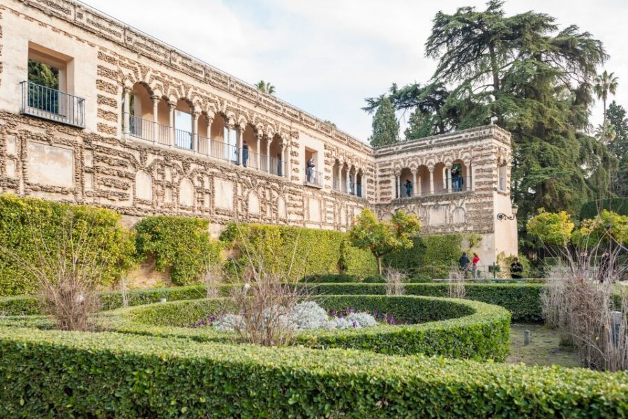 Seville: Alcazar Guided Tour with Entrance - Key highlights to know before you go