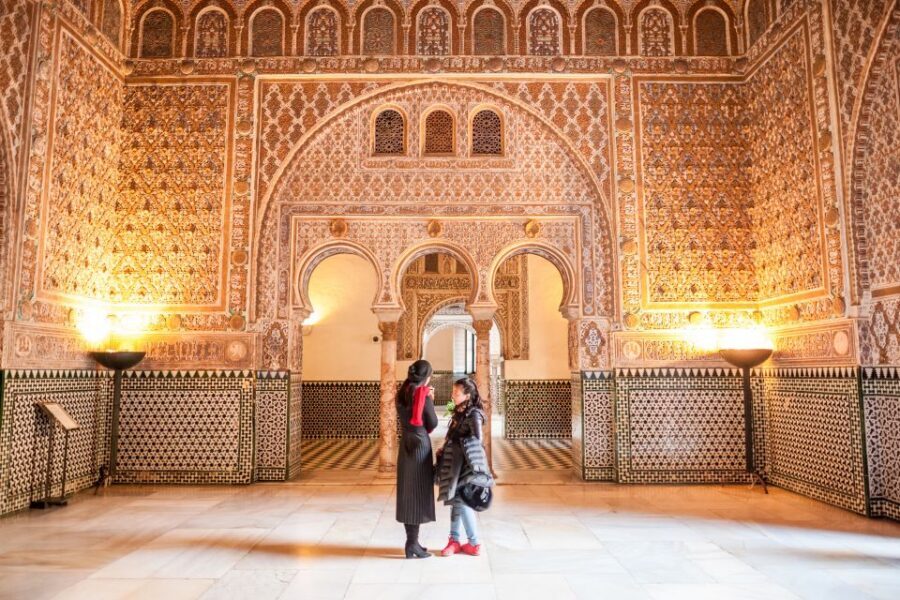 Seville: Alcazar Guided Tour with Entrance - Reading the building: Mudejar, Gothic, Renaissance, and Baroque without getting lost
