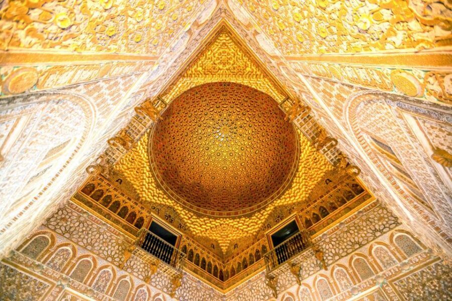 Seville: Cathedral, Giralda, and Royal Alcázar Guided Tour - Who this tour suits best (and who might want a different plan)