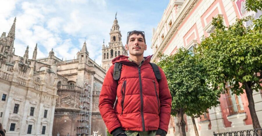 Seville: Cathedral Guided Tour with Optional Alcázar - Why Seville Cathedral + La Giralda Feel Like Two Different Cities