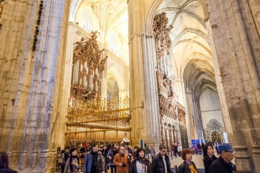 Seville: Cathedral Guided Tour with Optional Alcázar - Should You Book This Seville Cathedral Tour?