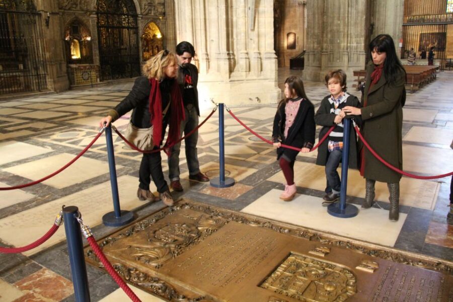 Seville: Royal Alcazar, Cathedral and Giralda Tower Tour - Seville Cathedral: A Gothic Giant and the Art You’ll Want to Spot