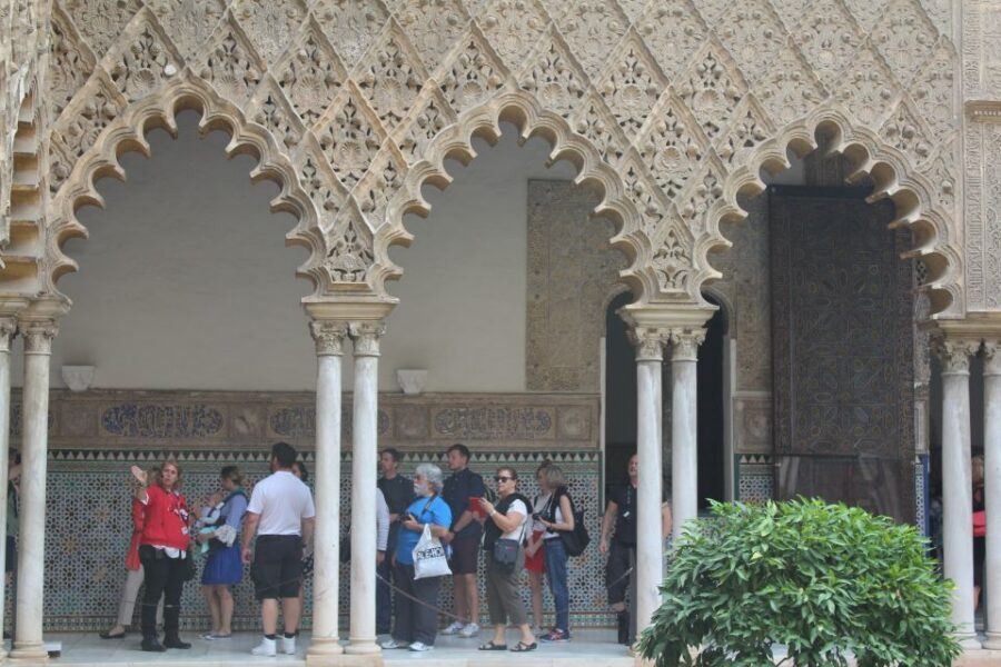 Seville: Royal Alcazar of Seville Tour - Royal Alcázar: Why this palace is more than a pretty stop