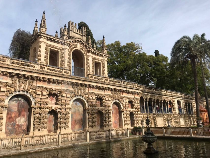 Seville: Small-Group Alcázar Guided Tour & Entry Ticket - Pace, headsets, and how this stays small-group friendly