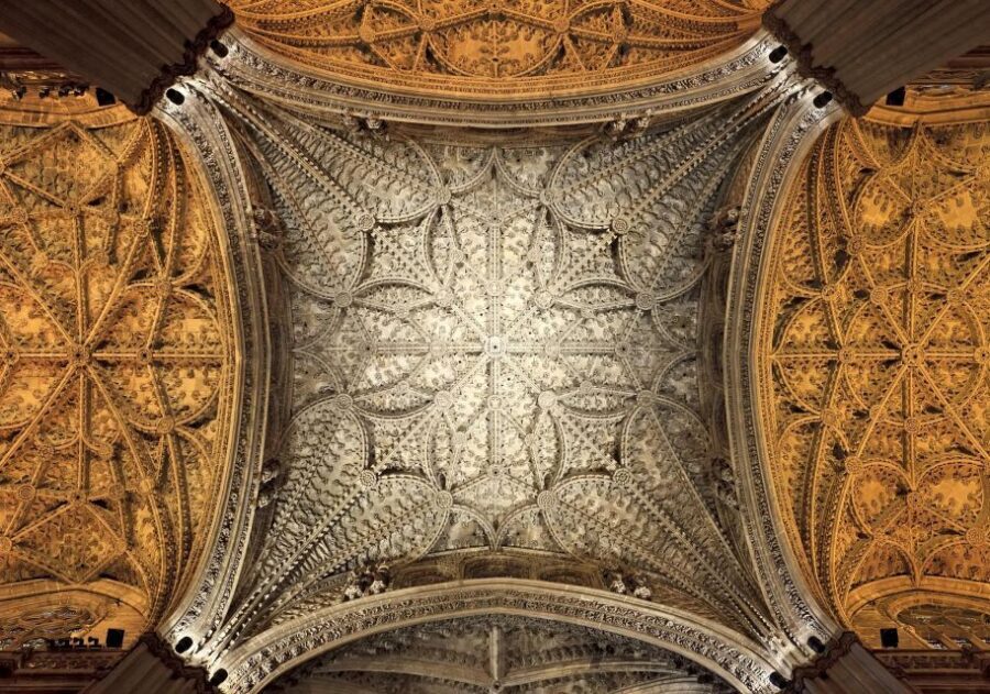 Seville: Tour Alcázar, Cathedral & Giralda Priority Access - Tickets, included fees, and the real value of $64