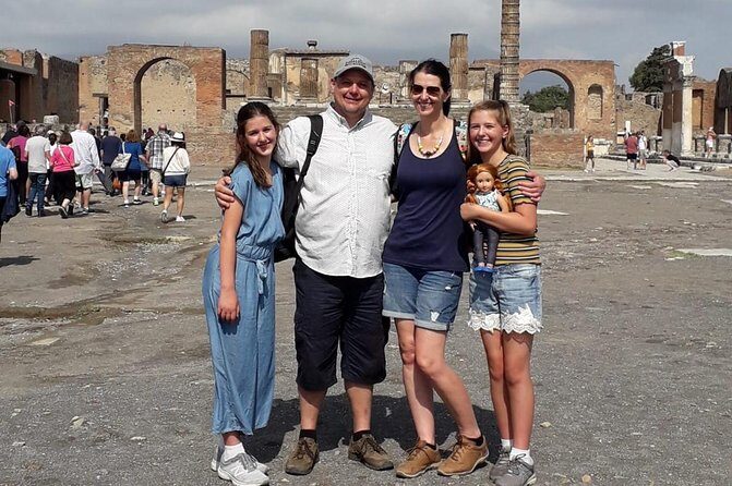 Shore Excursion Tour for Kids from Naples to Pompeii and Amalfi Coast - What’s Included in the Price, and Where the Extra Money Goes