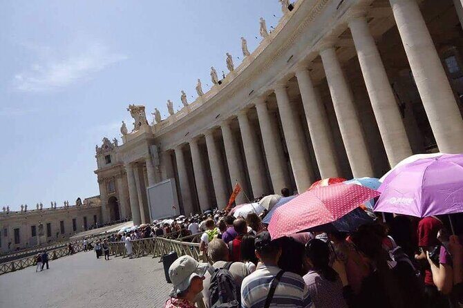 Sistine Chapel and Vatican Museum Guided Tour - Crowd reality: what it feels like once you’re inside