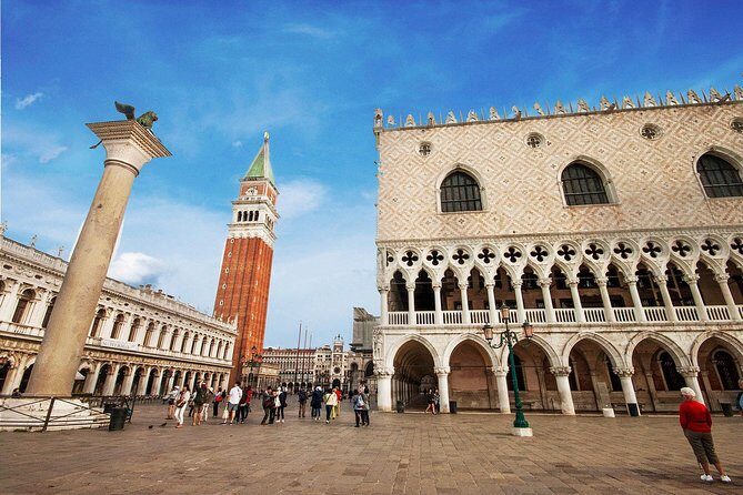 Skip the Line: Doge's Palace Guided Tour in Venice - Priority entry and audio headsets: how they change the experience
