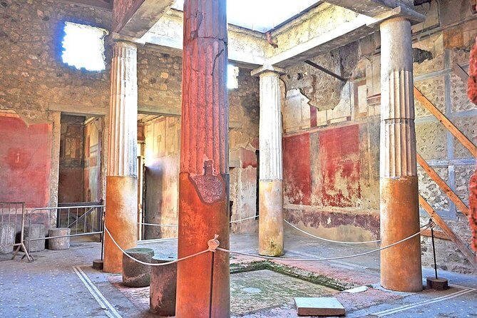 Skip-the-line Exclusive Private Full-Day Complete Ancient Pompeii Guided Tour - Pompeii Archaeological Park: the UNESCO ruins block