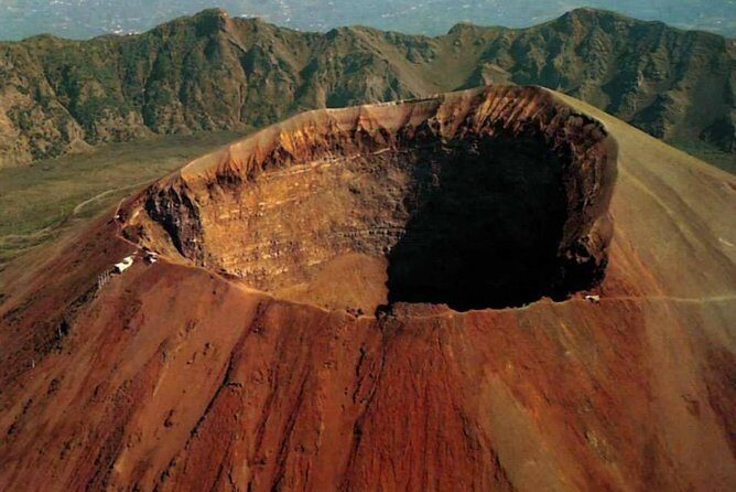 Skip-the-Line Pompeii and Vesuvius Tour - Mount Vesuvius: the crater views and the walk to earn them