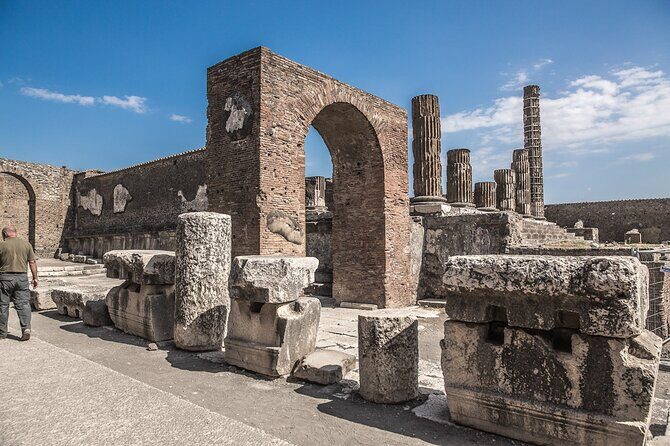 Skip-the-Line Pompeii Guided Tour from Sorrento - The Lupanar and House of the Faun: the city’s darker corners and big wealth