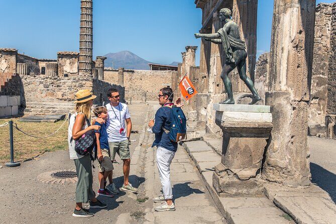 Skip-the-Line Pompeii Guided Tour from Sorrento - Basilica and Teatro Grande: justice, business, and staged drama
