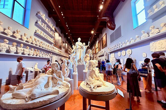 Skip the line: Uffizi and Accademia Small Group Walking Tour - Piazza del Duomo Walk: Admire the Complex Without Going Inside