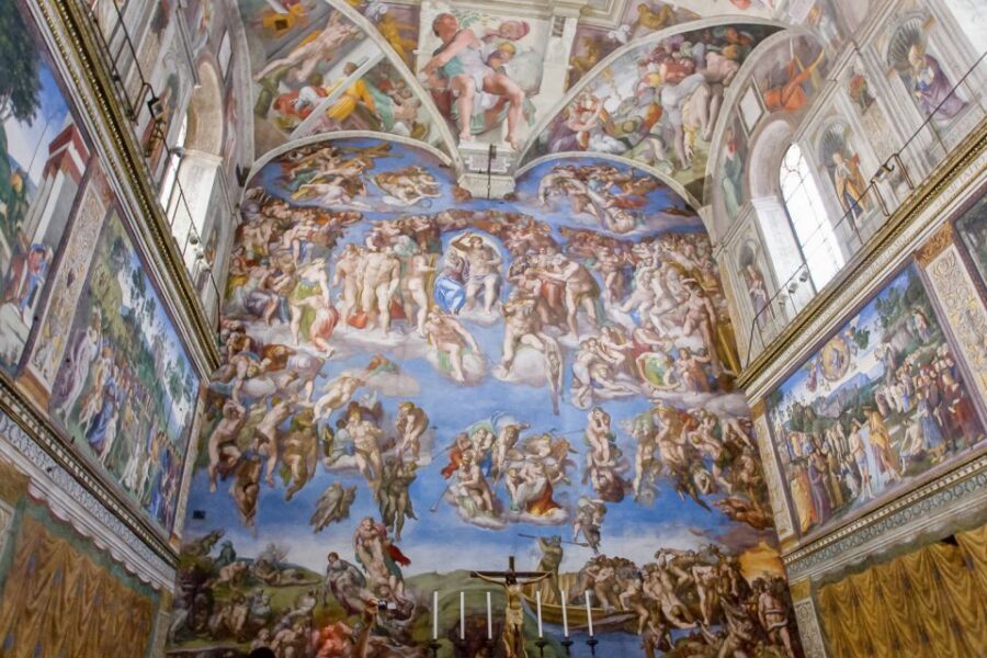 Skip the line Vatican Museum Sistine & St.Peter Private Tour - Pinacoteca and tapestries: where the Vatican’s art “sets the stage”