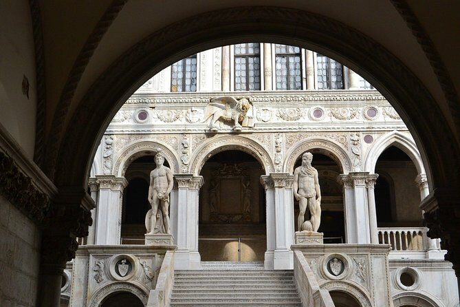 Skip the Line Venice Doge's Palace and St. Mark's Basilica Tour - Stop 4: New Prisons and the Courthouse-to-Cells Corridor Link