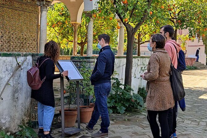 Small-Group Alcazar of Seville Guided Tour with entry ticket - Maria Padilla Baths and garden time: your slower ending