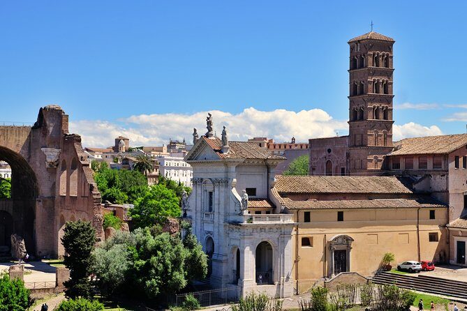 Small Group Colosseum, Roman Forum & Palatine Hill Tour - Stop 1: Entering the Colosseum with reserved tickets