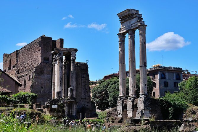 Small Group Colosseum, Roman Forum & Palatine Hill Tour - Small-group size: 24 people and the practical benefits