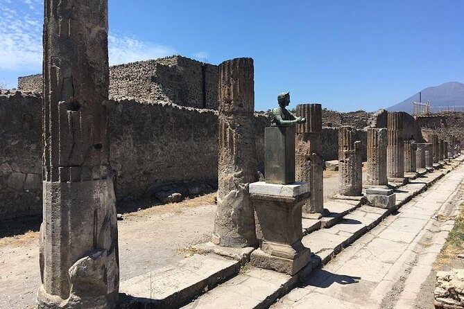 Small-Group Full-Day Pompeii, Positano and Amalfi Coast from Rome - Pompeii Archaeological Park: tickets, walking reality, and the guide choice
