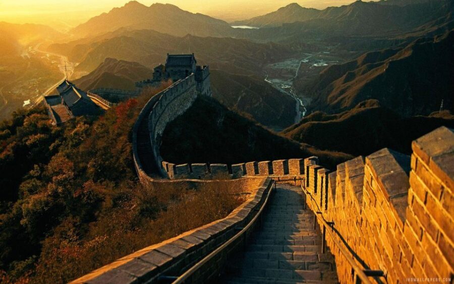 Small Group Tour With Beijing Great Wall And Forbidden City - Lunch at a local restaurant: included, practical, and scheduled