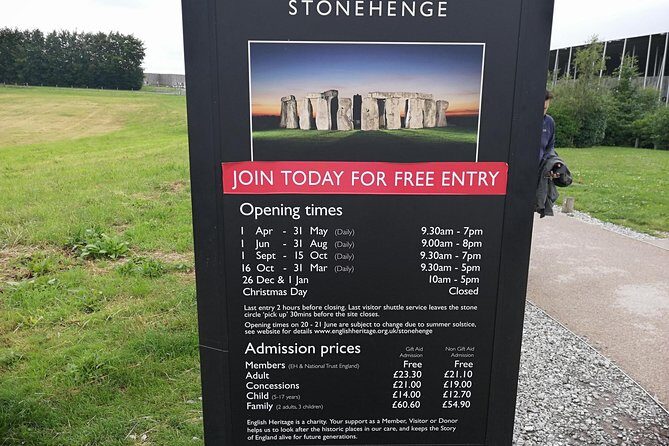 Southampton Cruise Term/ Hotel to London with Stopovers at Stonehenge & Windsor - Windsor Castle and St George’s Chapel: What 3 Hours Feels Like