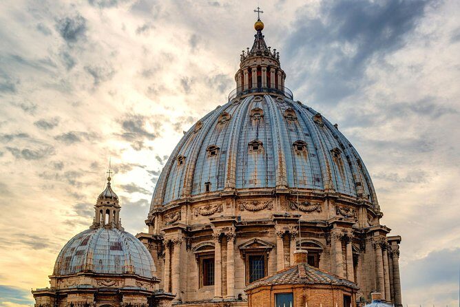 St. Peter’s Basilica: Self-guided Audio Tour on your Phone (without ticket) - Price and value: what you pay, and what you still handle