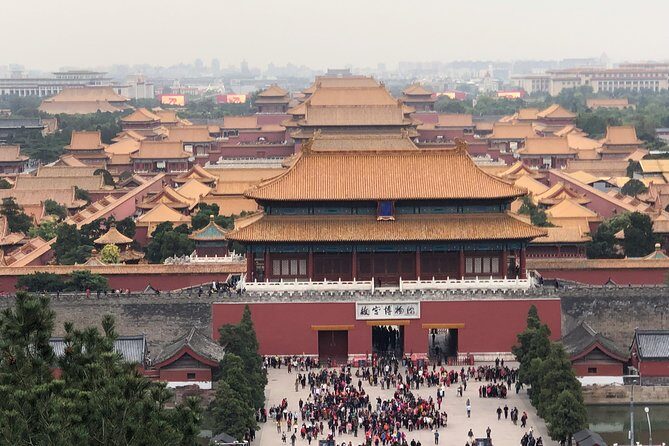 T-Square, Forbidden city and Mutianyu Great Wall Private Day Tour - Door-to-door pickup and the car comfort factor