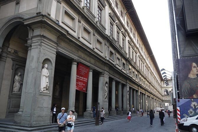 The Uffizi discovery tour with your private guide in Florence - What the 3 hours actually looks like inside the Uffizi