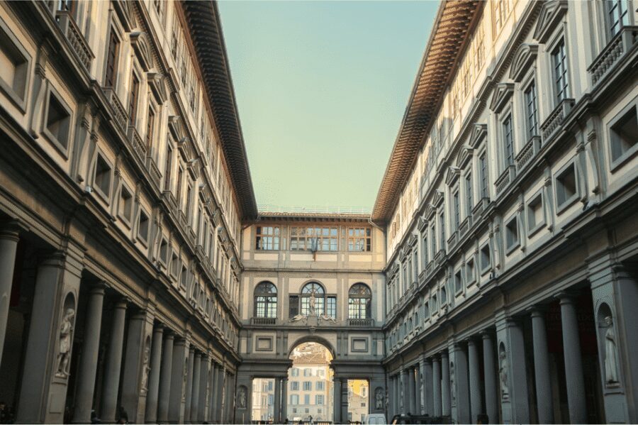 The Uffizi Gallery Florence Small group Guided tour - What to bring (and what to avoid) for a smoother visit