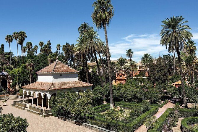 Tour of the Alcazar of Seville - Courtyards of the Dolls and Maidens: where the details hide