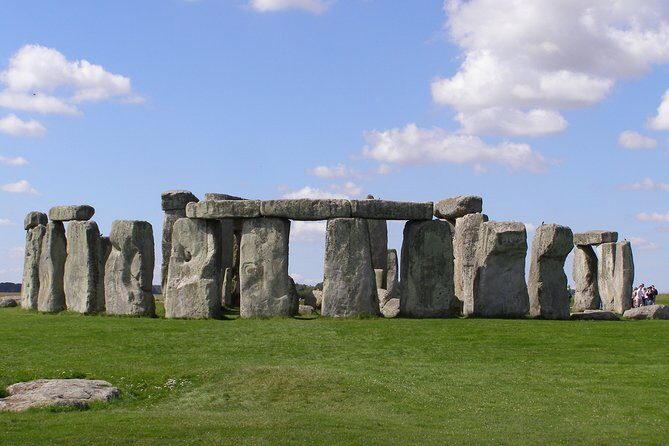 Transfer from Southampton to Heathrow via Stonehenge and Windsor - The value equation: what $533.60 per person covers