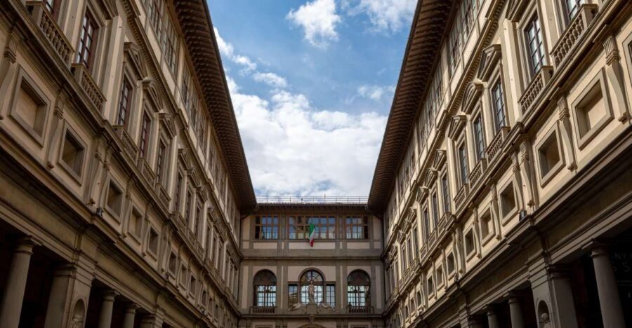 Uffizi Gallery & Hop-on Hop-off Bus Tour - Getting in smoothly: the Santa Maria Novella voucher exchange step