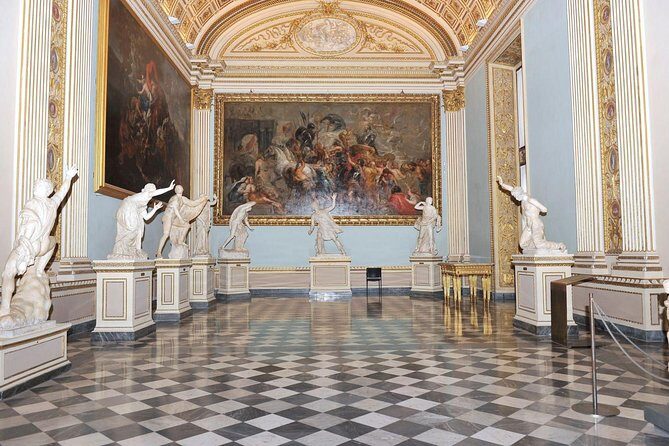 Uffizi Gallery Italian guided Tour semi private - Radios, Group Size, and Tour Pace