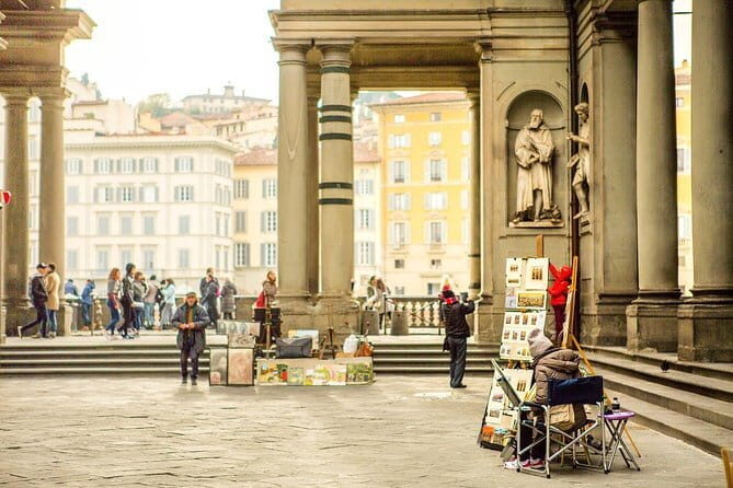 Uffizi Gallery Small group semi private tour max 15 people - Meeting at Piazzale degli Uffizi: How Not to Lose 30 Minutes