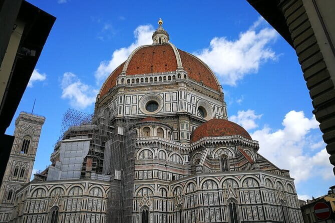 Uffizi Gallery Timed Entry Admission Tickets - Time on your feet: stairs, surfaces, and comfort basics