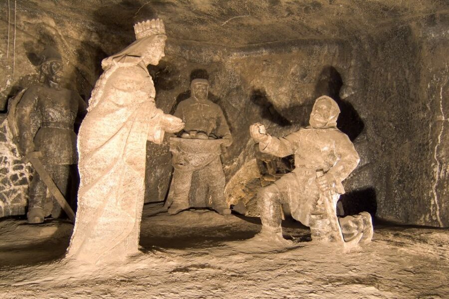 Unesco List; Wieliczka Salt Mine Half-Day Tour from Kraków - Pace, Timing, and Group Size: How the Half-Day Plays Out