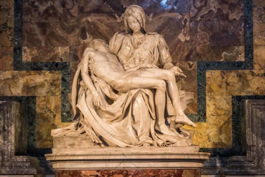 Vatican City: Early Morning Vatican Tour with Sistine Chapel - Raphael Rooms: art, politics, and power in four walls