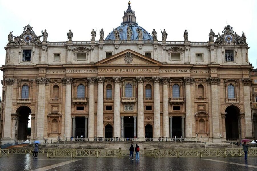 Vatican City: Guided Tour of the Papal Audience - Price and Value for a Two-Hour Vatican Experience