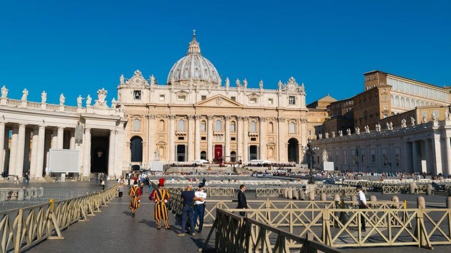 Vatican City: Guided Tour of the Papal Audience - How You Get Positioned in St. Peter’s Square (and Why It Changes Everything)