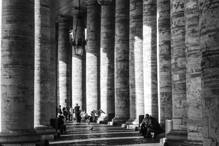 Vatican City: Papal Audience with Guide - St Peter’s Square with a Vatican-accredited guide: stories that make the Basilica click
